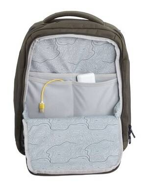 Plecak na laptopa z poliestru Discovery Downtown 942 khaki