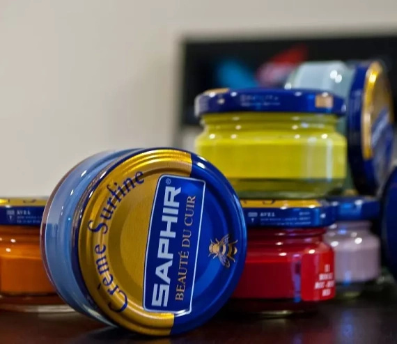 Krem koloryzujący do skóry Saphir czerwony 50 ml