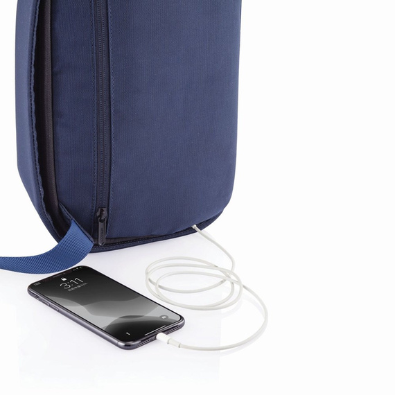 Plecak miejski z poliestru XD Design Bobby Sling granatowy